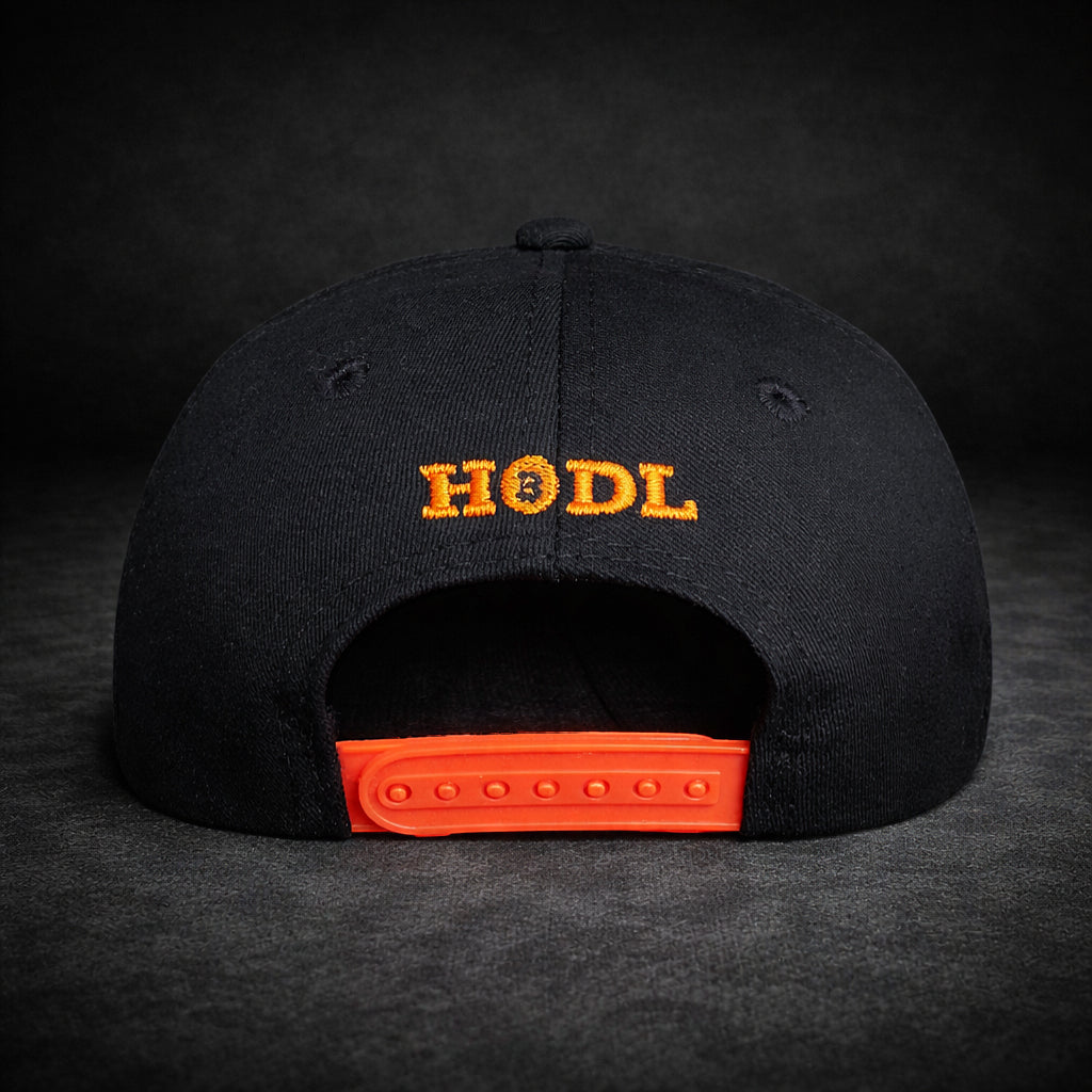 Bitcoin Cap Rückseite mit HODL Stickerei und orangem Snapback Verschluss
