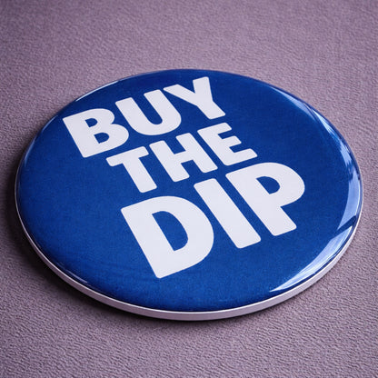 Bitcoin Kühlschrankmagnet „Buy the Dip“ – 58 mm
