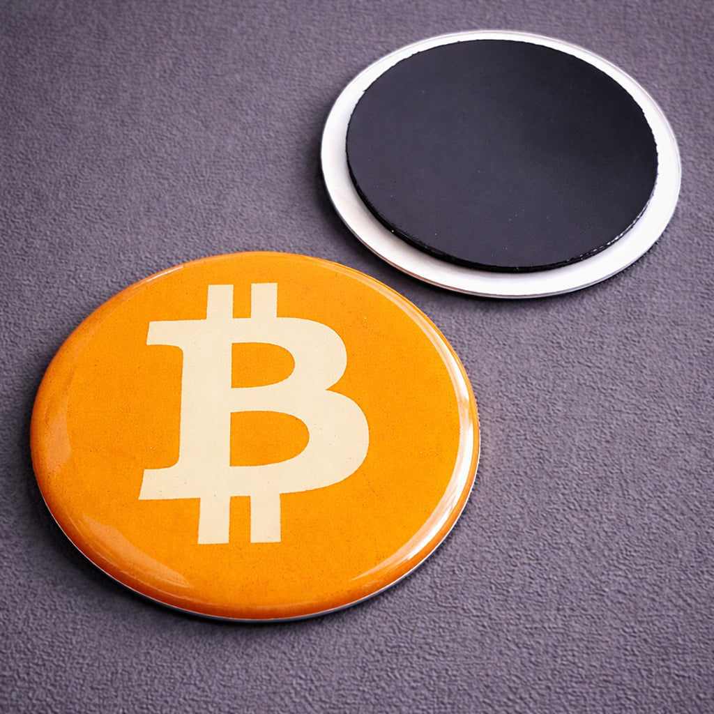 Bitcoin Kühlschrankmagnet mit BTC Logo in orange