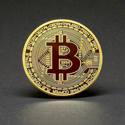 Goldene Bitcoin Münze – Vorderseite mit Bitcoin-Symbol